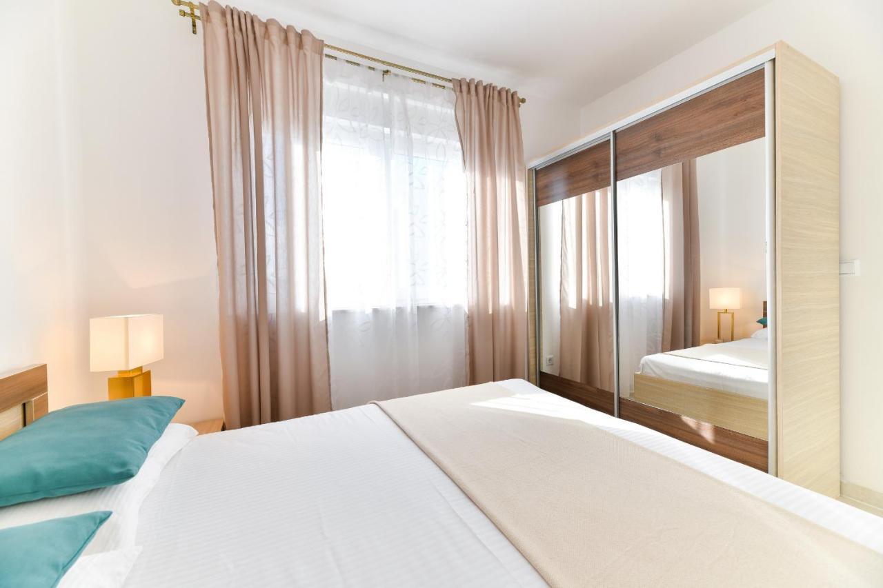 Villa Deluxe Triplex Antea à Sukošan Extérieur photo