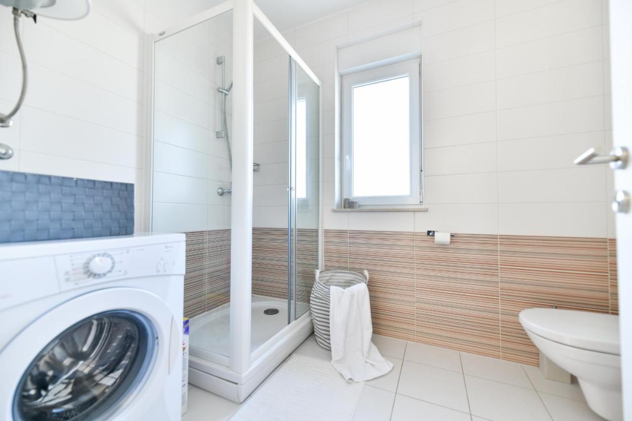 Villa Deluxe Triplex Antea à Sukošan Extérieur photo