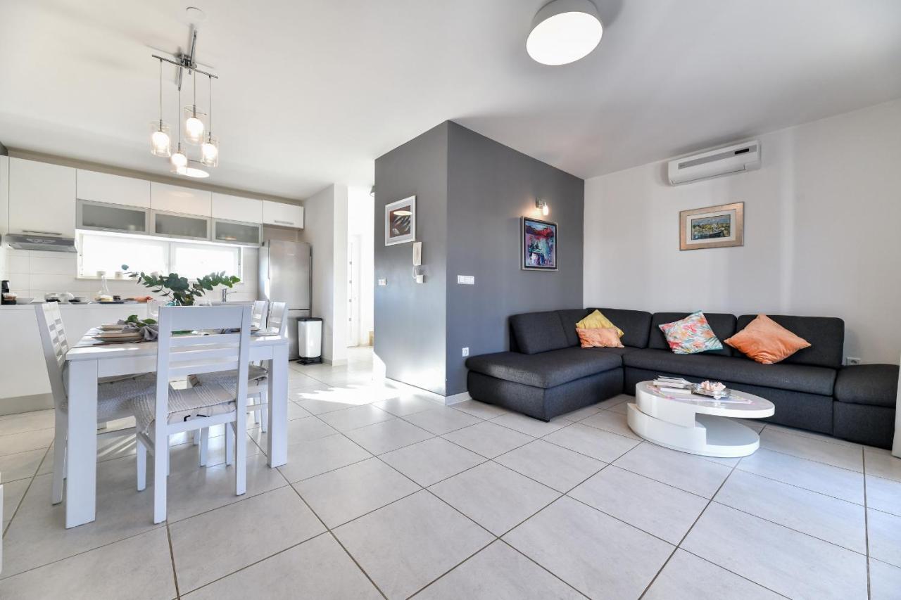 Villa Deluxe Triplex Antea à Sukošan Extérieur photo