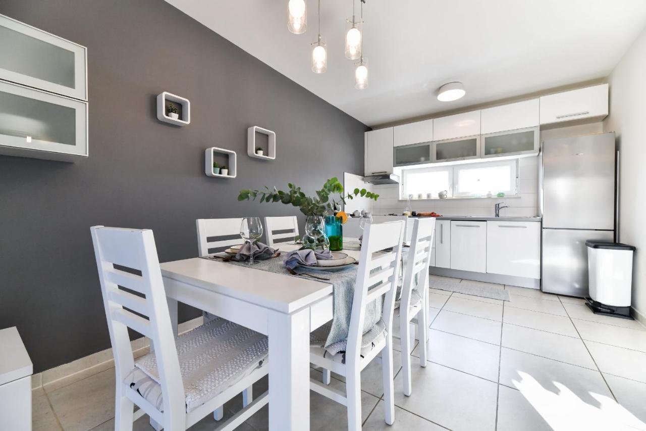 Villa Deluxe Triplex Antea à Sukošan Extérieur photo